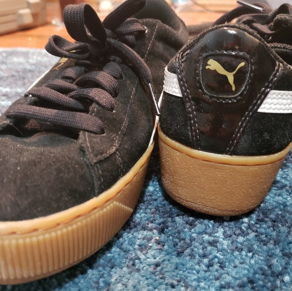Puma Vikky Platform Sneakers - Picture 3 of 6